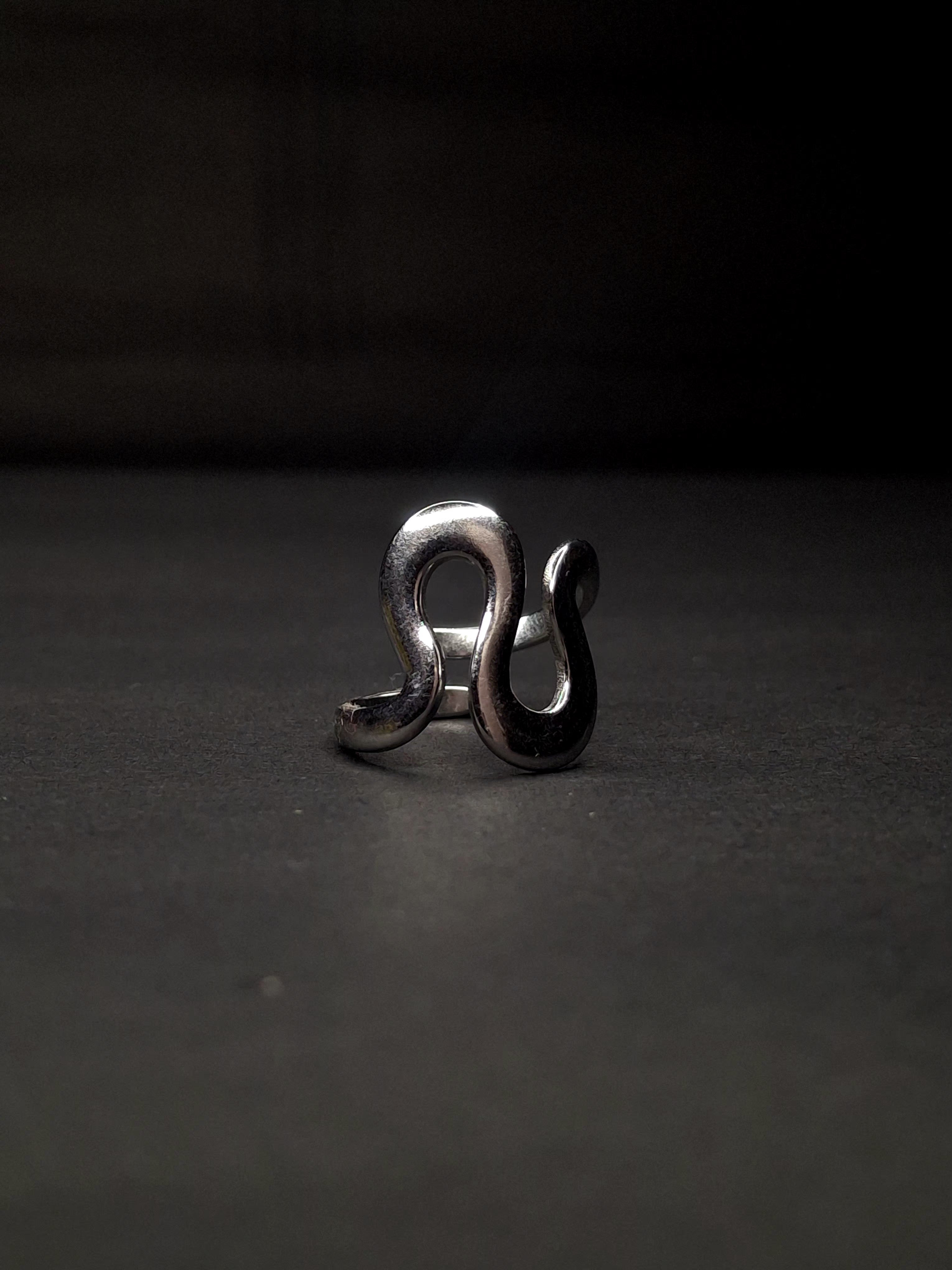 Adya Silver Silver Current Ring For Women