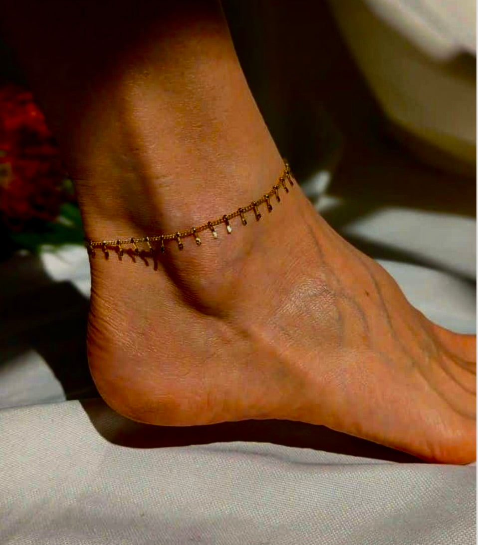 Dainty Gold Charm Drop Anklet